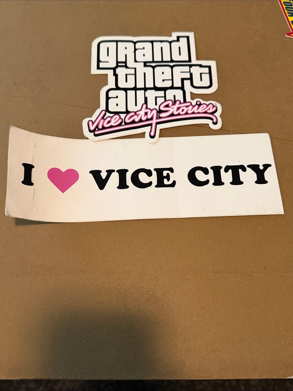Grand Theft Auto Vice City Sticker + I ♥ Vice City Decal - Pink & Black